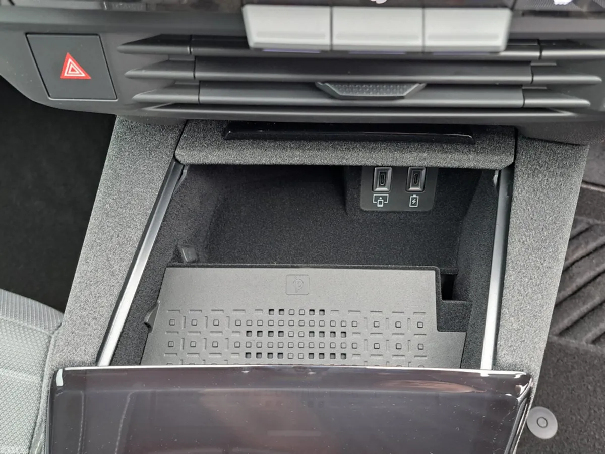 Opel Grandland SUV, Petrol Hybrid, 2027, Grey