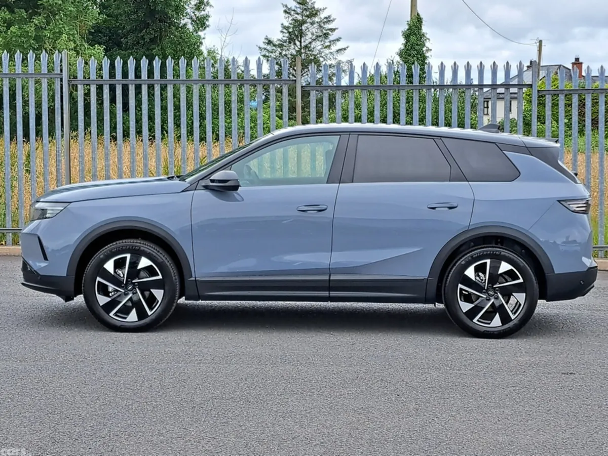 Opel Grandland SUV, Petrol Hybrid, 2027, Grey