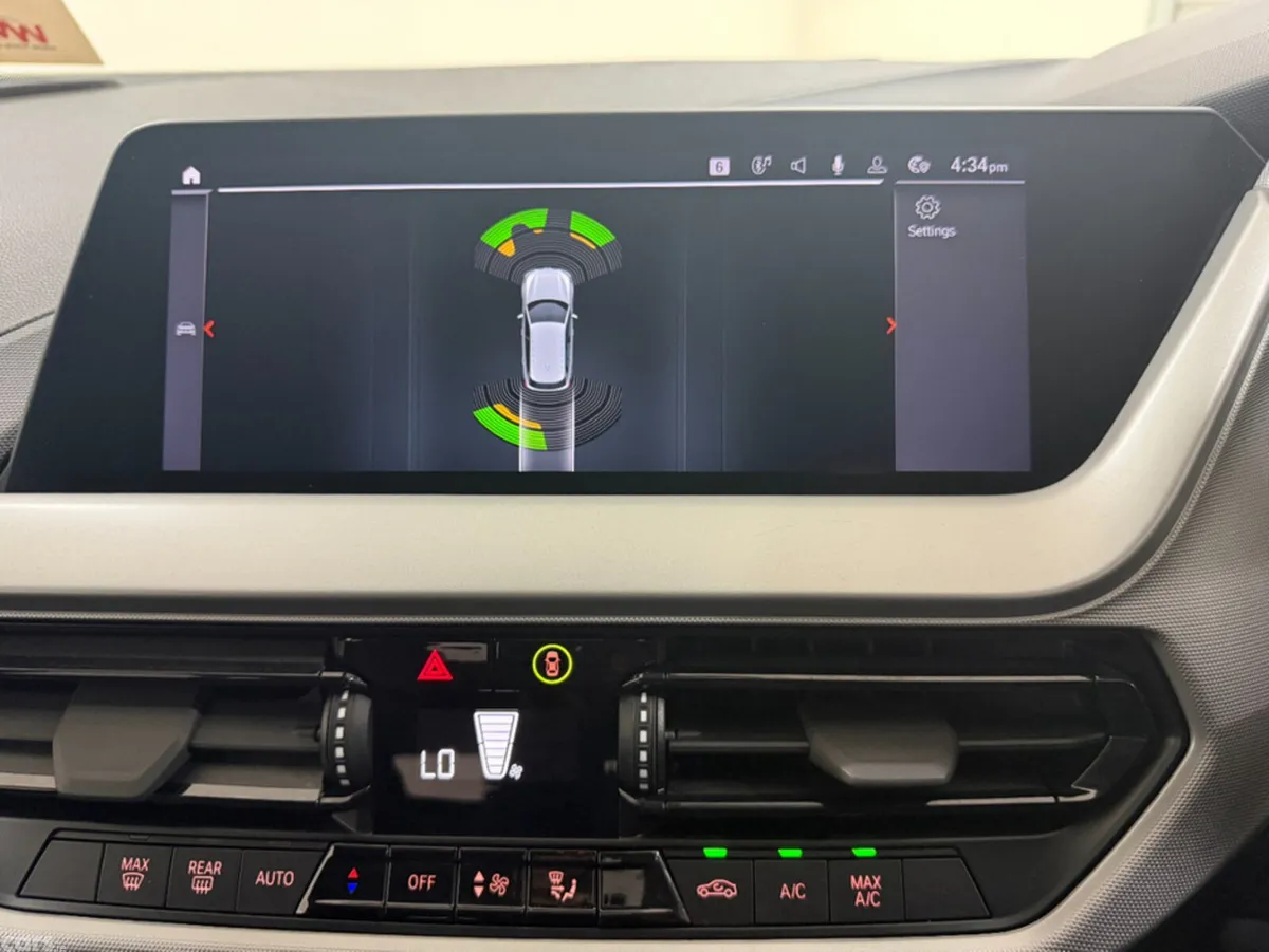 BMW 1-Series Hatchback, Diesel, 2022, White