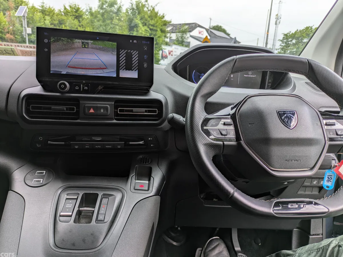 Peugeot Rifter MPV, Diesel, 2025, Blue