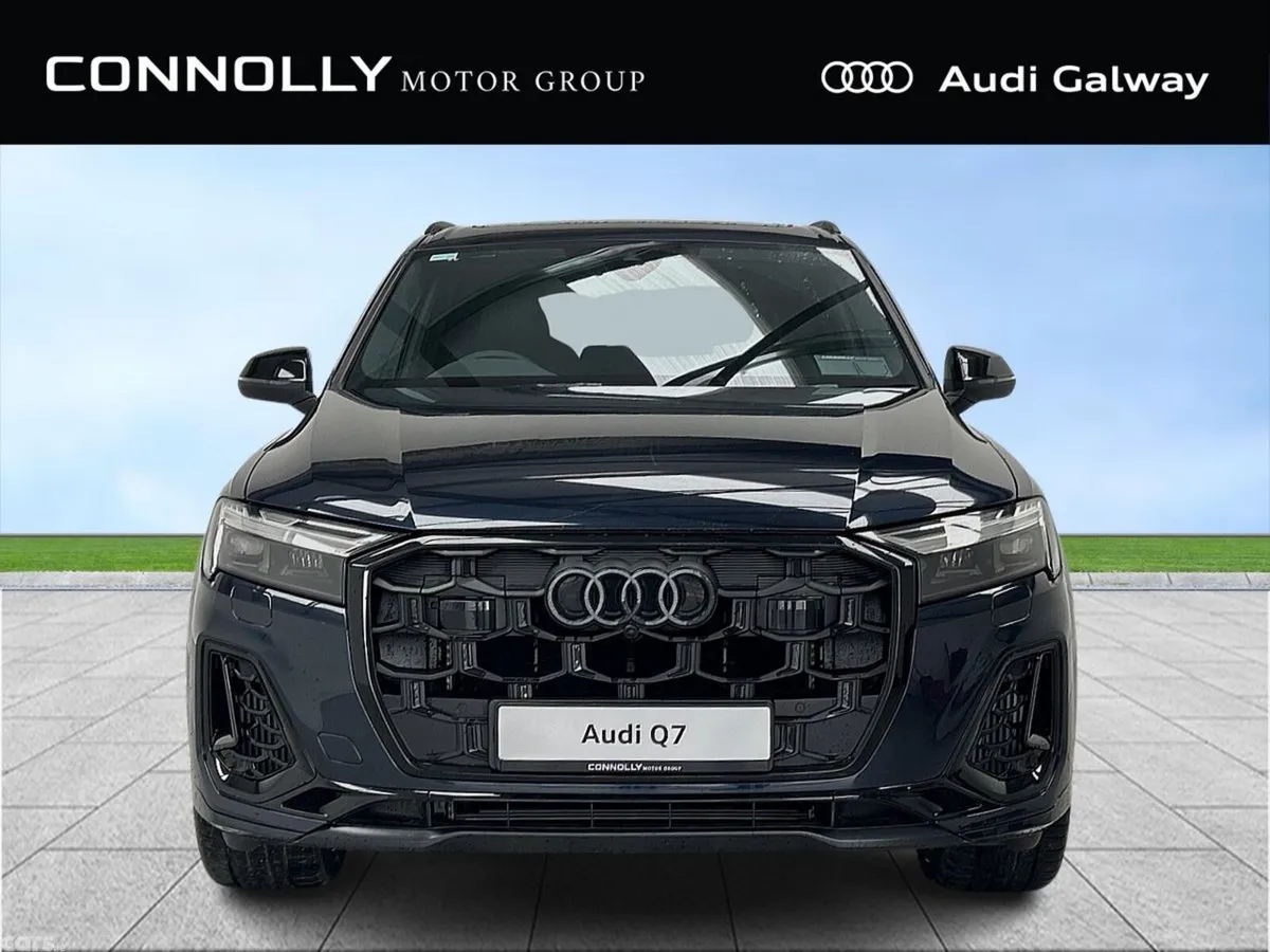 Audi Q7 SUV, Petrol Plug-in Hybrid, 2027, Blue