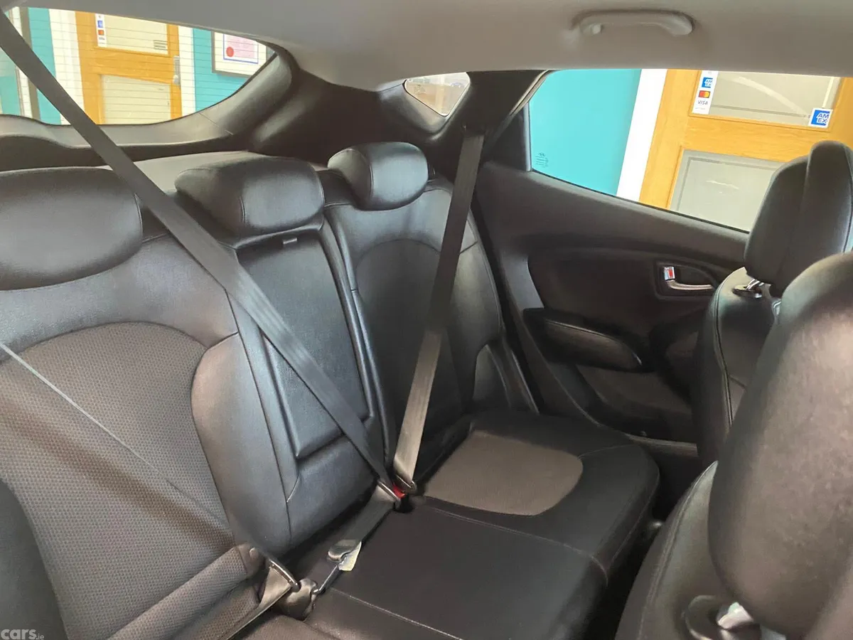 Hyundai ix35 SUV, Diesel, 2015, Silver