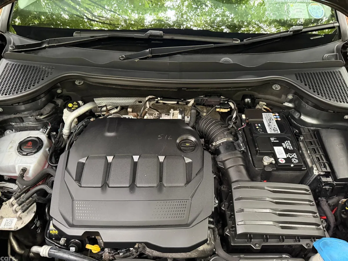 Skoda Karoq SUV, Diesel, 2022, Grey