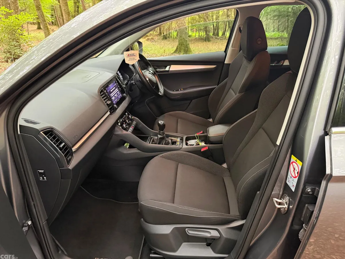 Skoda Karoq SUV, Diesel, 2022, Grey