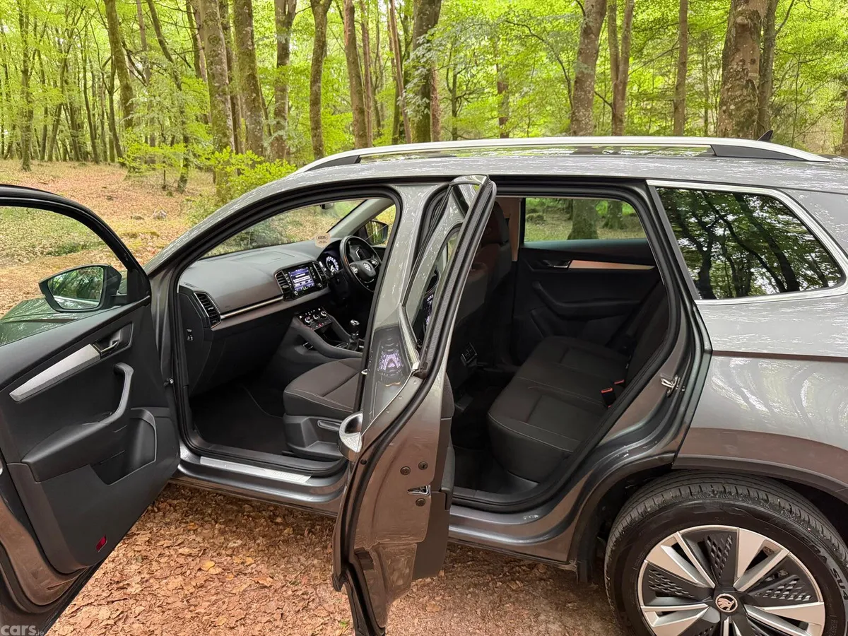 Skoda Karoq SUV, Diesel, 2022, Grey