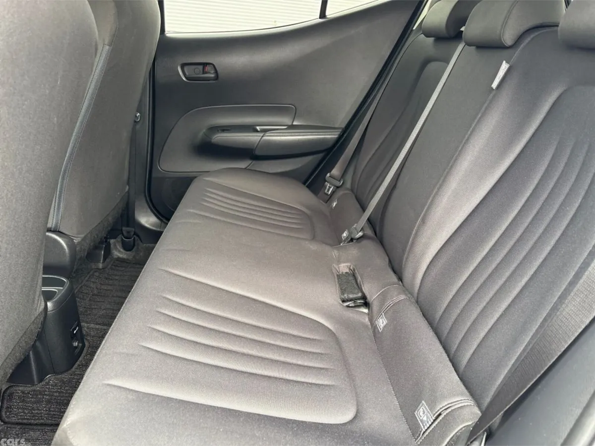 Toyota Aqua Hatchback, Petrol Hybrid, 2022, Silver