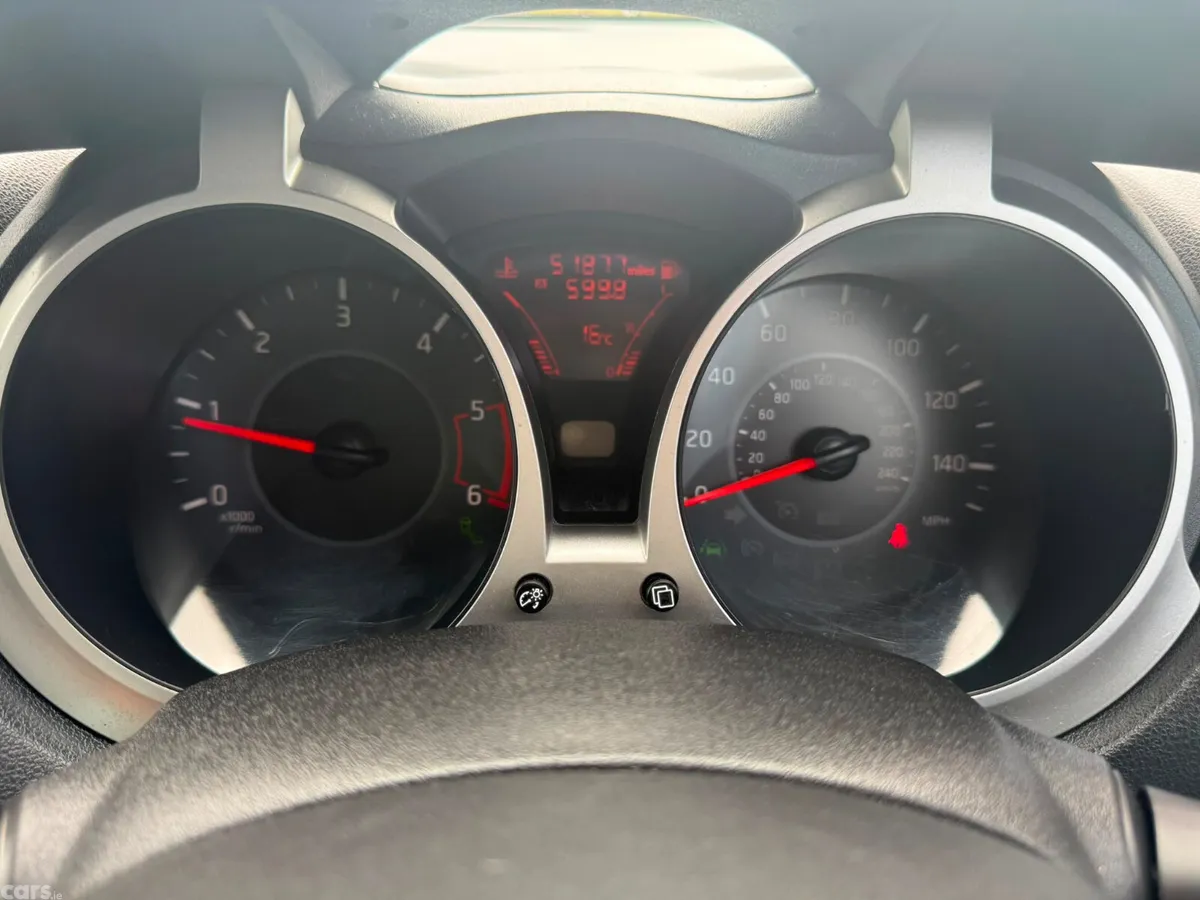 Nissan Juke SUV, Diesel, 2017, White