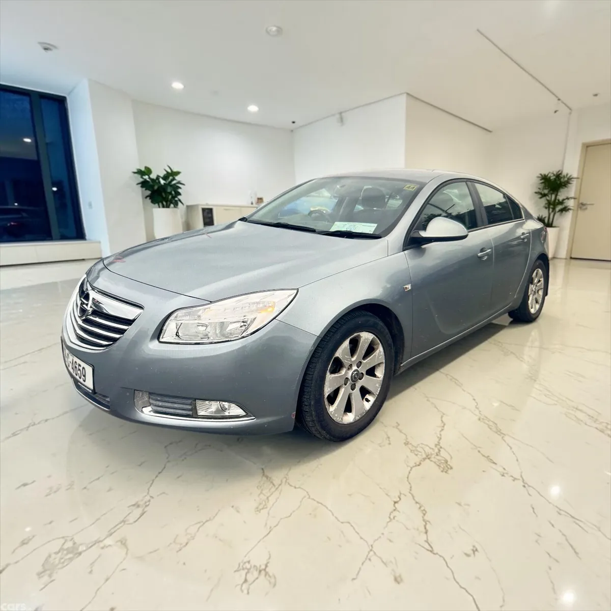 Opel Insignia MPV, Diesel, 2012, Silver