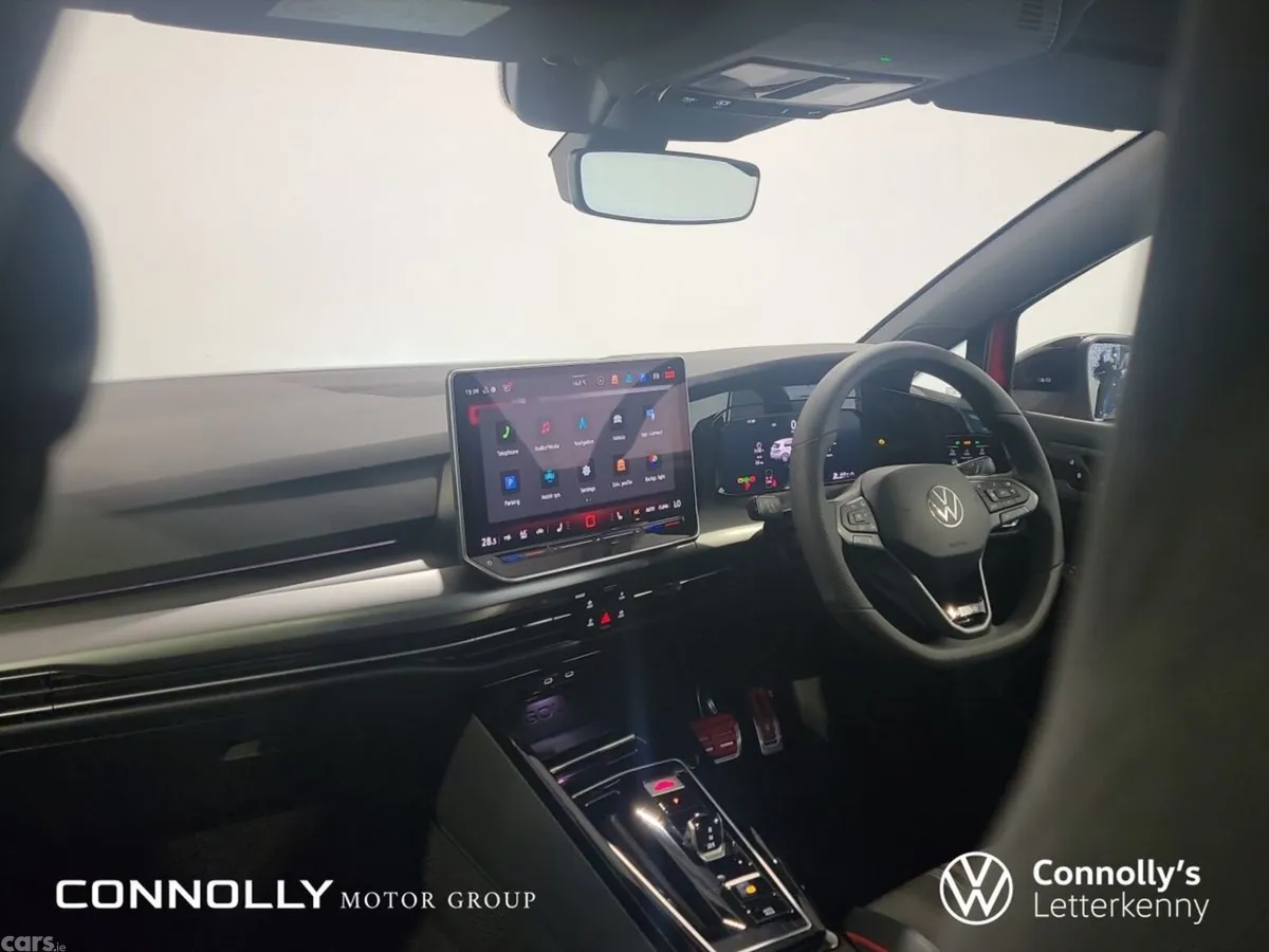 Volkswagen Golf Estate, Petrol, 2026, Red