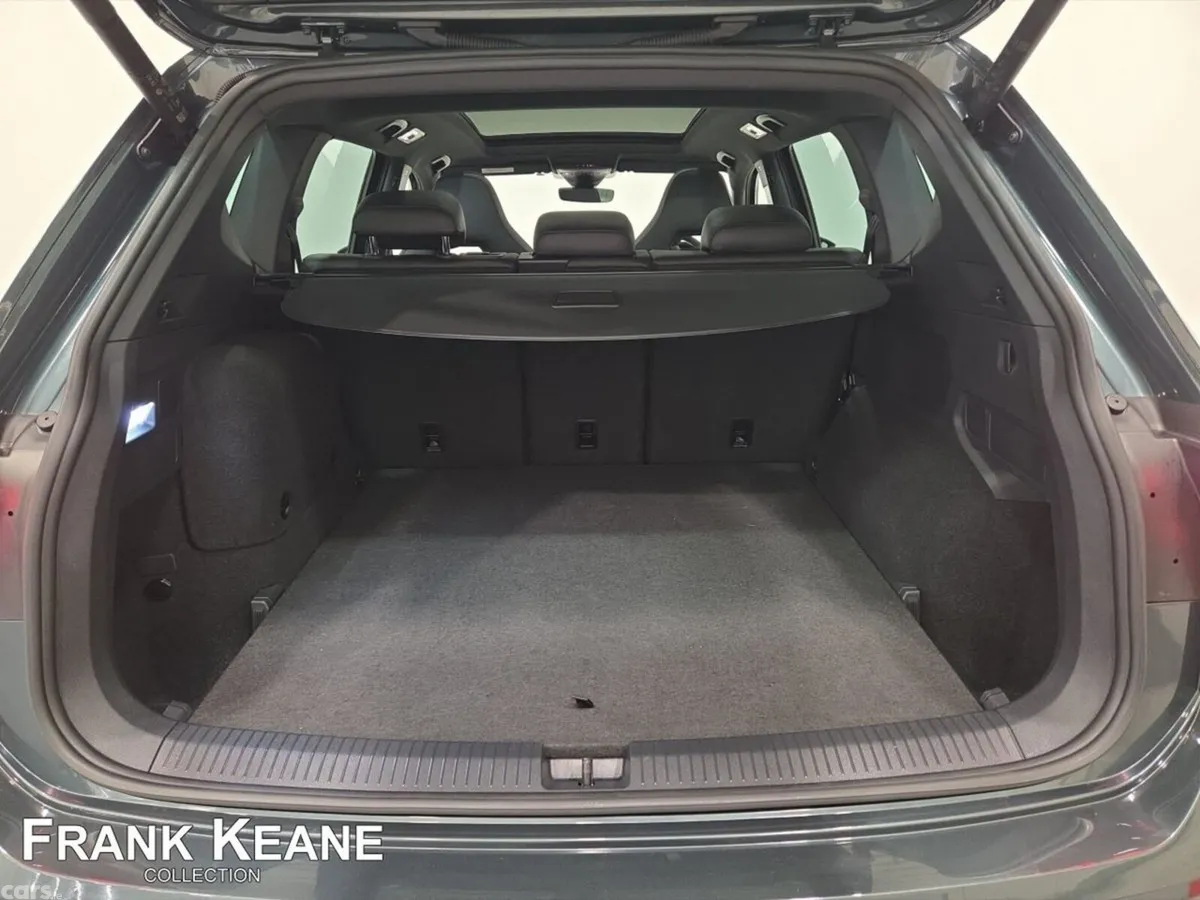 SEAT Tarraco Estate, Petrol, 2023, Green