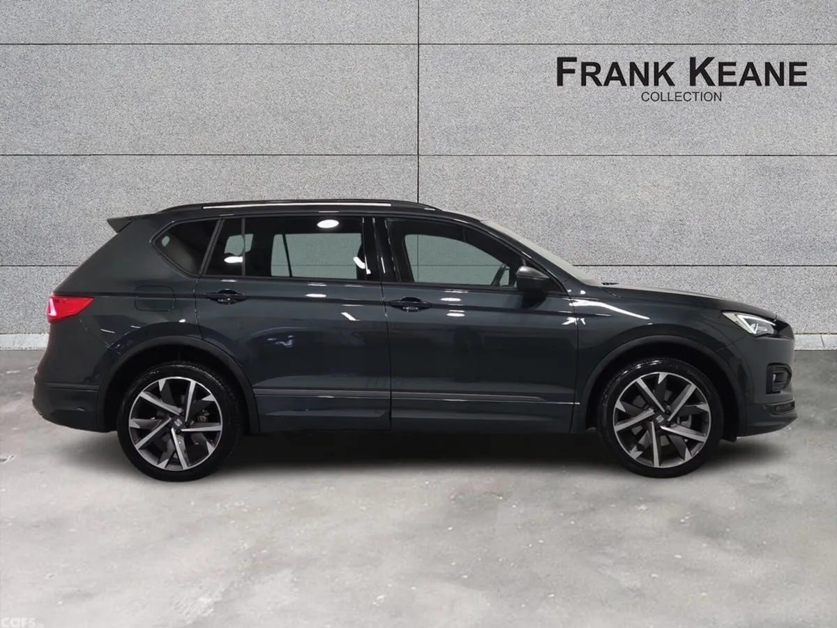 SEAT Tarraco Estate, Petrol, 2023, Green