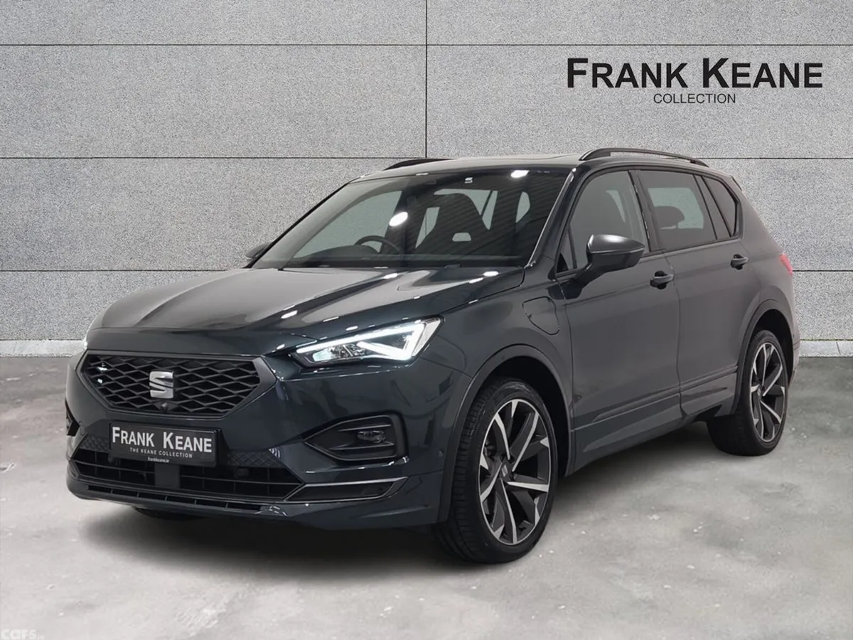 SEAT Tarraco Estate, Petrol, 2023, Green