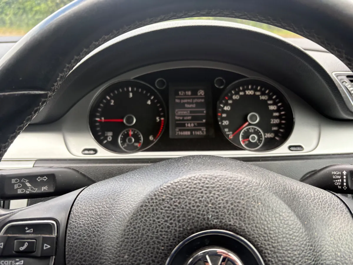 Volkswagen Passat Saloon, Diesel, 2014, Black
