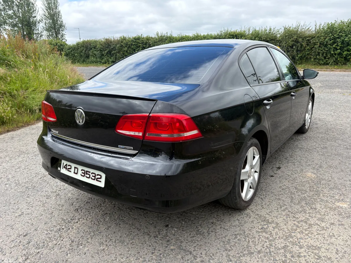 Volkswagen Passat Saloon, Diesel, 2014, Black