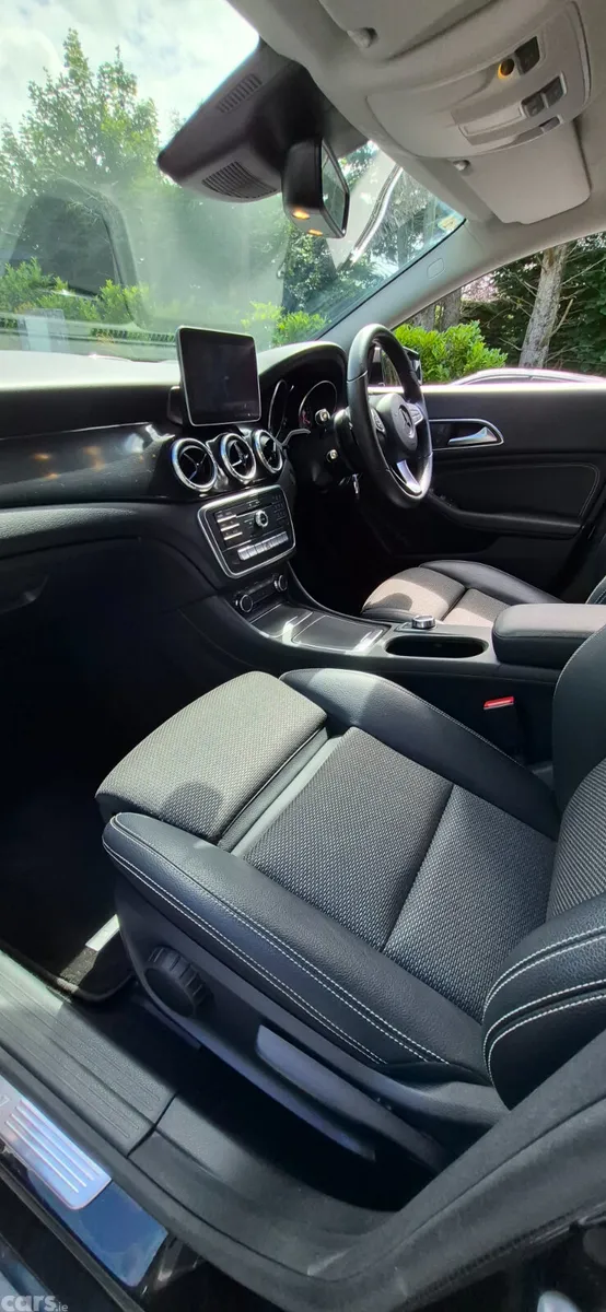 Mercedes-Benz CLA Estate, Petrol, 2017, Black