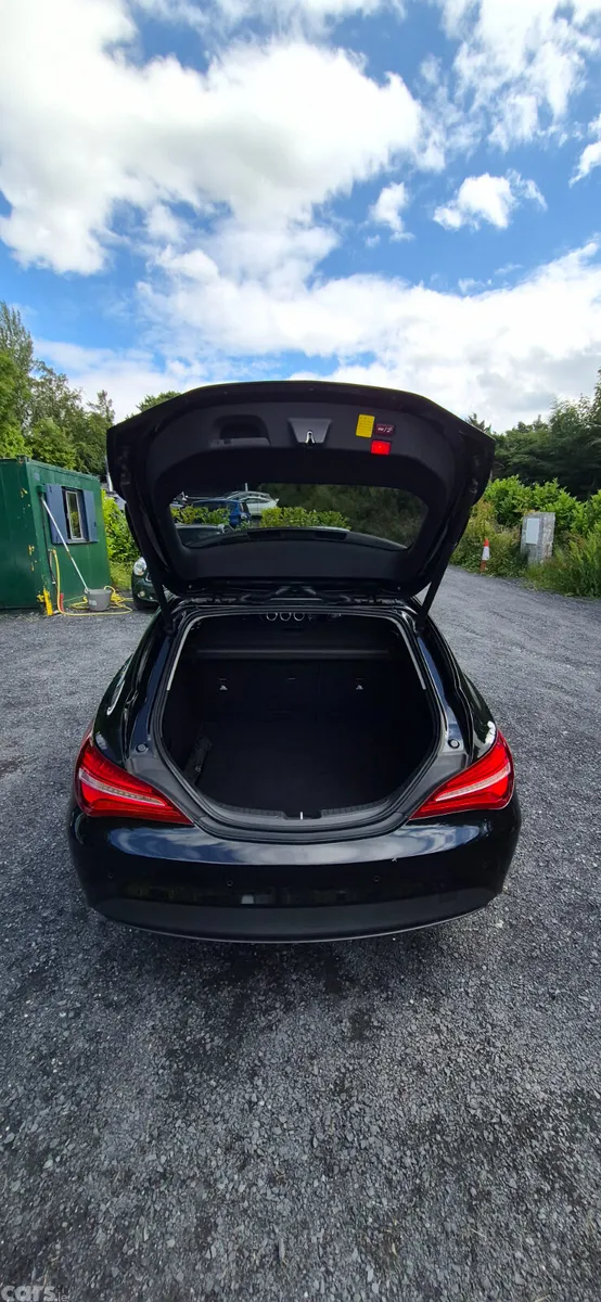 Mercedes-Benz CLA Estate, Petrol, 2017, Black