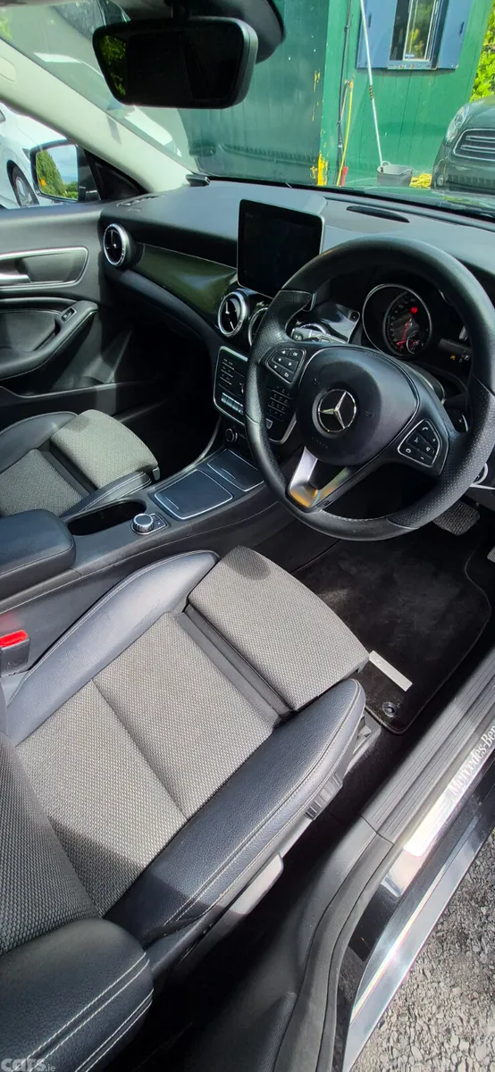 Mercedes-Benz CLA Estate, Petrol, 2017, Black
