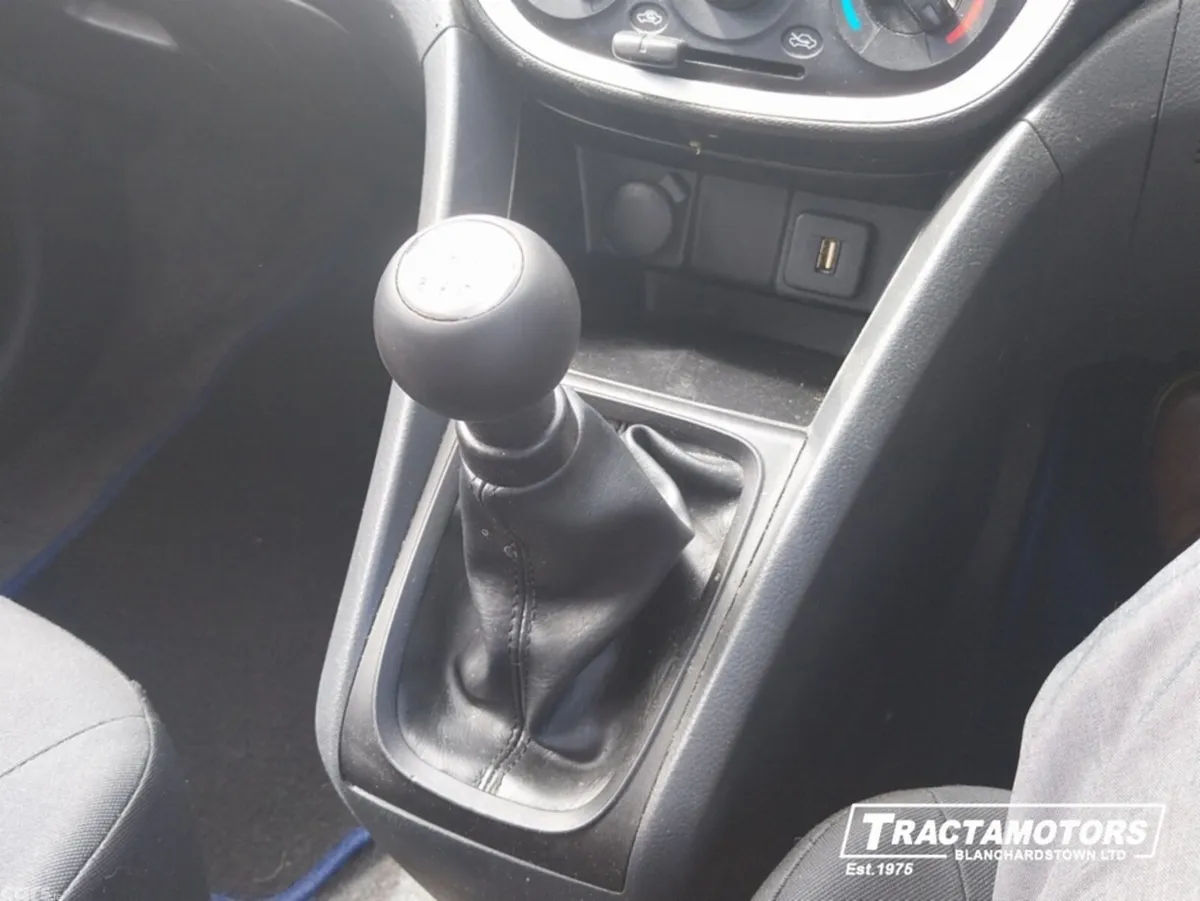 Suzuki Celerio Hatchback, Petrol, 2016, Blue