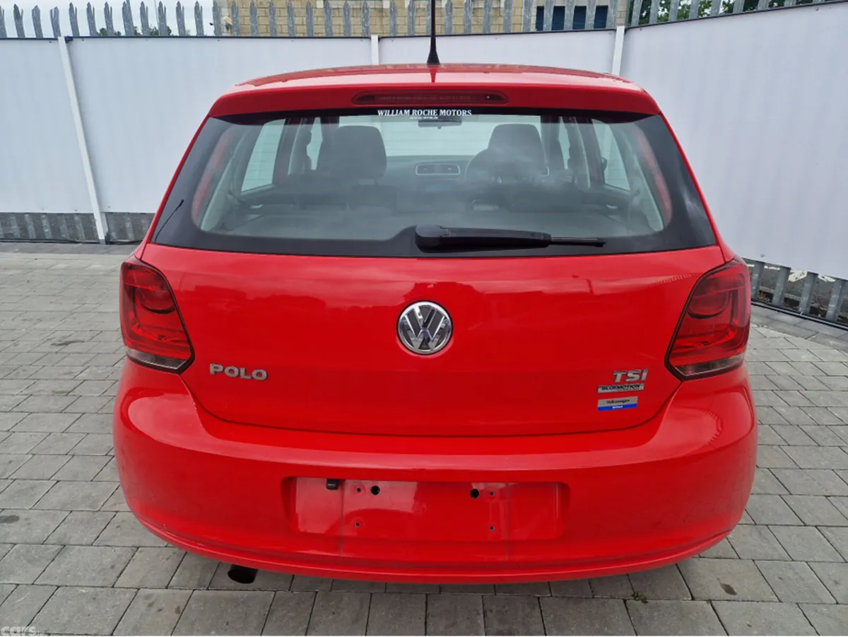 Volkswagen Polo Hatchback, Petrol, 2014, Red