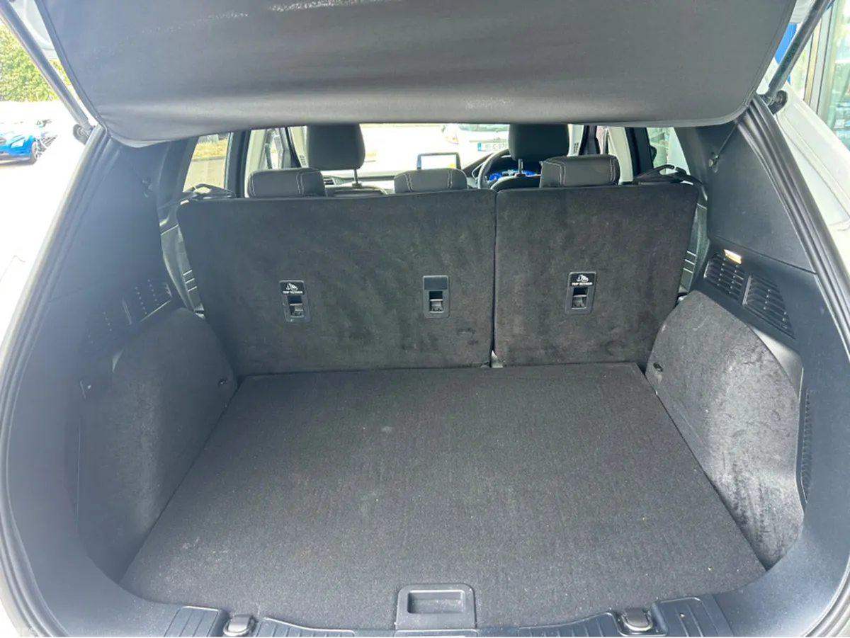 Ford Kuga MPV, Diesel, 2021, White