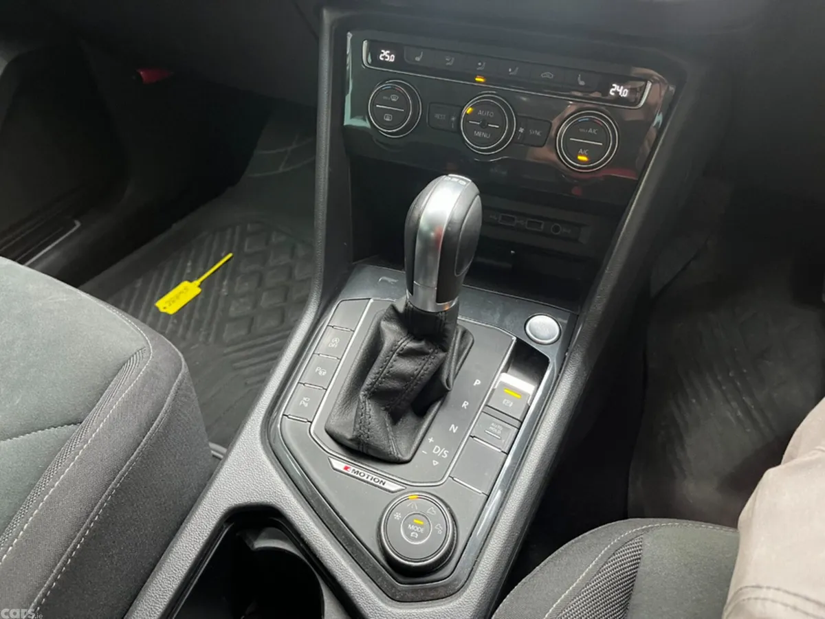 Volkswagen Tiguan SUV, Diesel, 2018, White