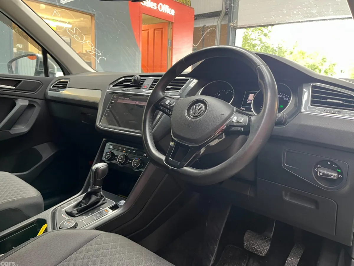 Volkswagen Tiguan SUV, Diesel, 2019, Silver