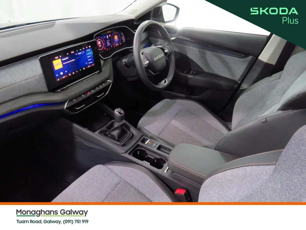 Skoda Octavia Hatchback, Diesel, 2026, Black