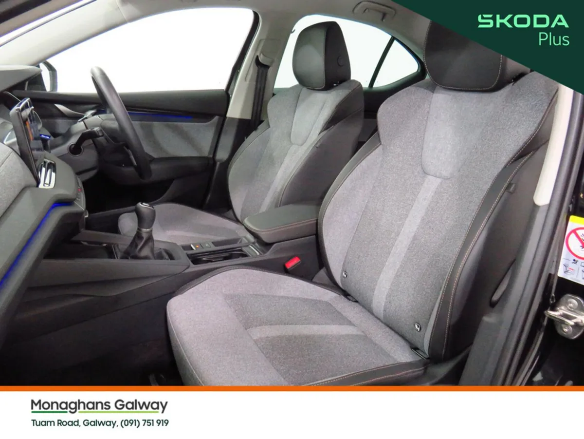 Skoda Octavia Hatchback, Diesel, 2026, Black
