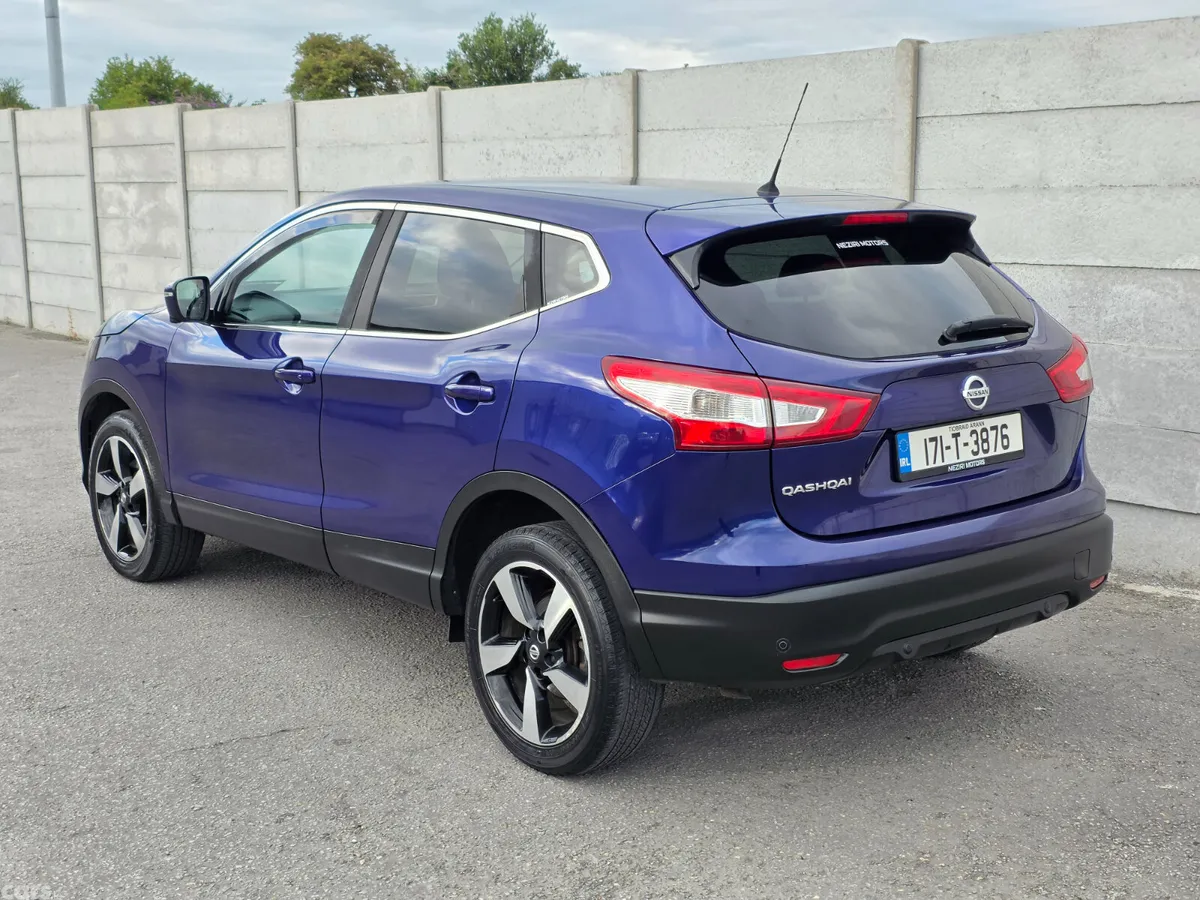 Nissan Qashqai SUV, Diesel, 2017, Blue
