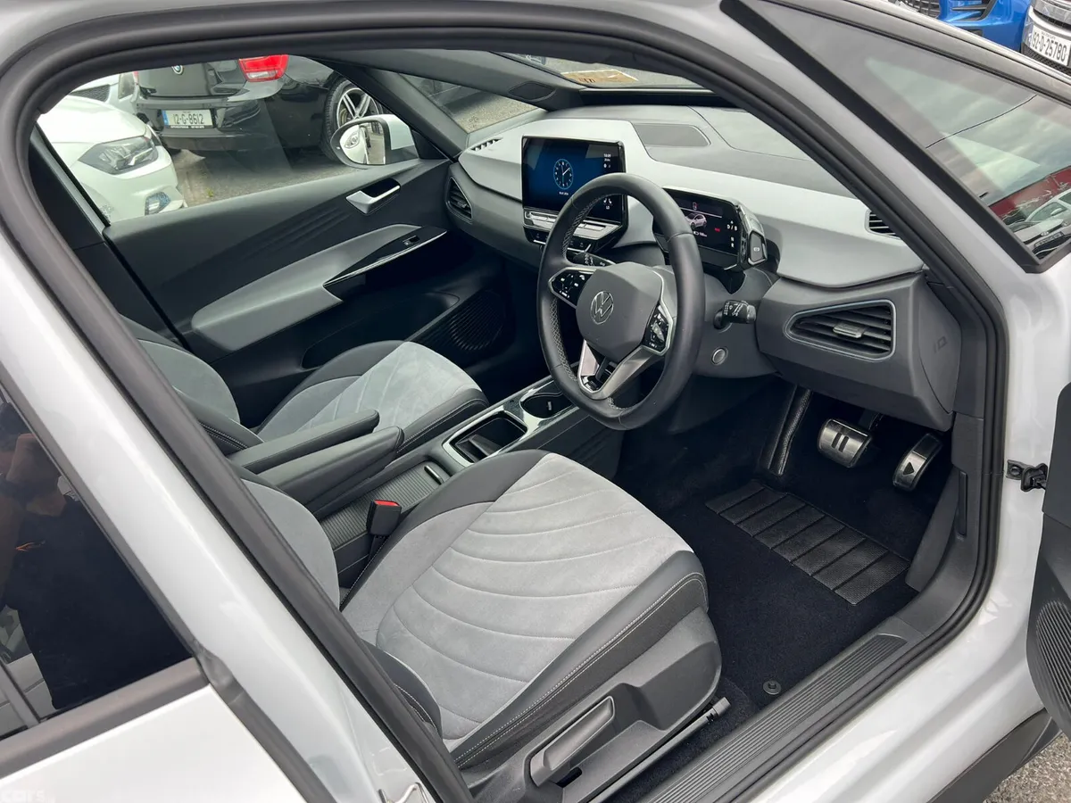 Volkswagen ID.3 Estate, Electric, 2023, White