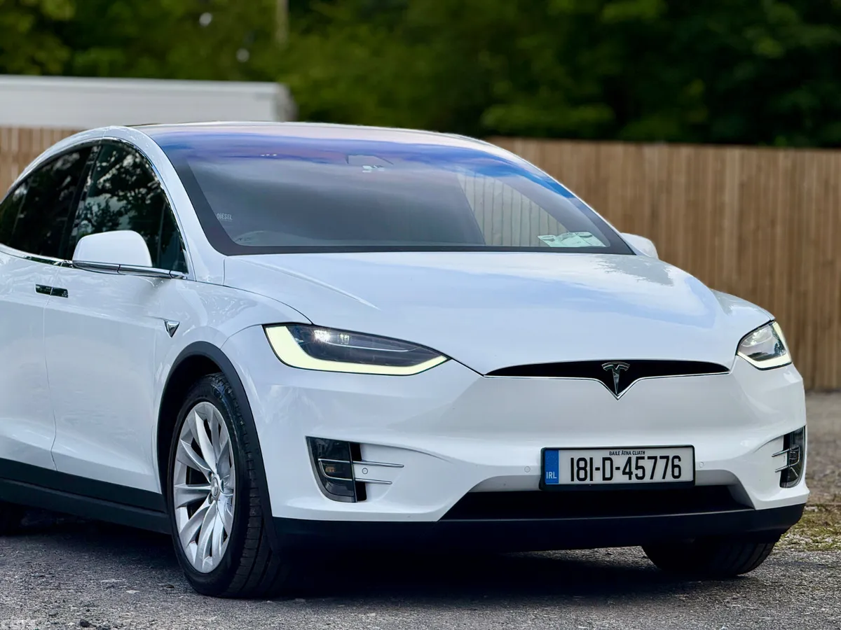 Tesla Model X Hatchback, Electric, 2018, White
