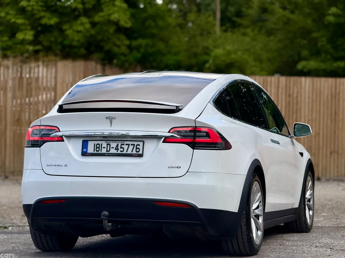 Tesla Model X Hatchback, Electric, 2018, White