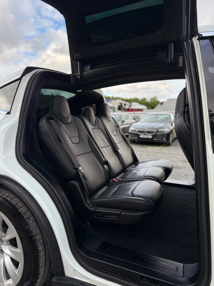 Tesla Model X Hatchback, Electric, 2018, White