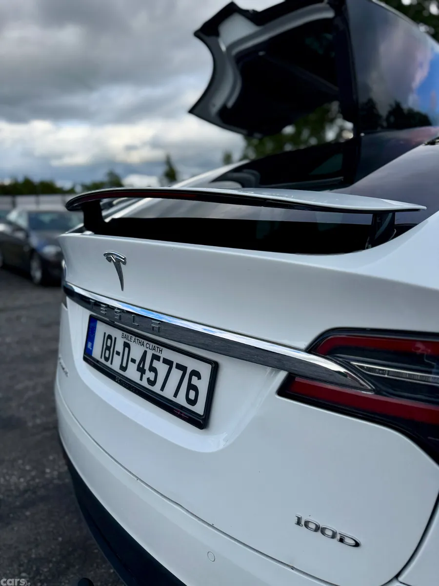 Tesla Model X Hatchback, Electric, 2018, White