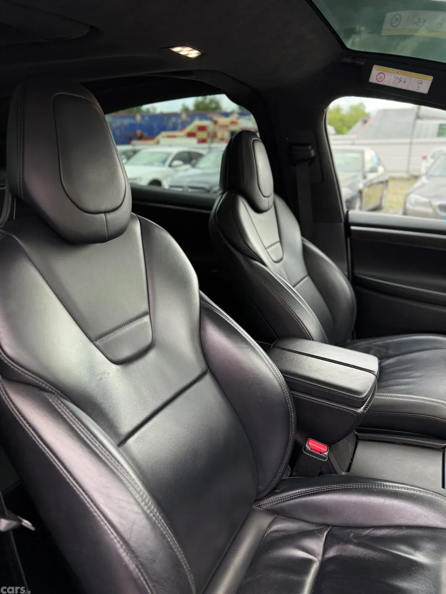 Tesla Model X Hatchback, Electric, 2018, White