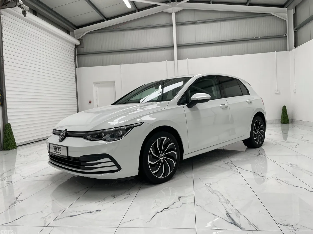 Volkswagen Golf Hatchback, Diesel, 2023, White