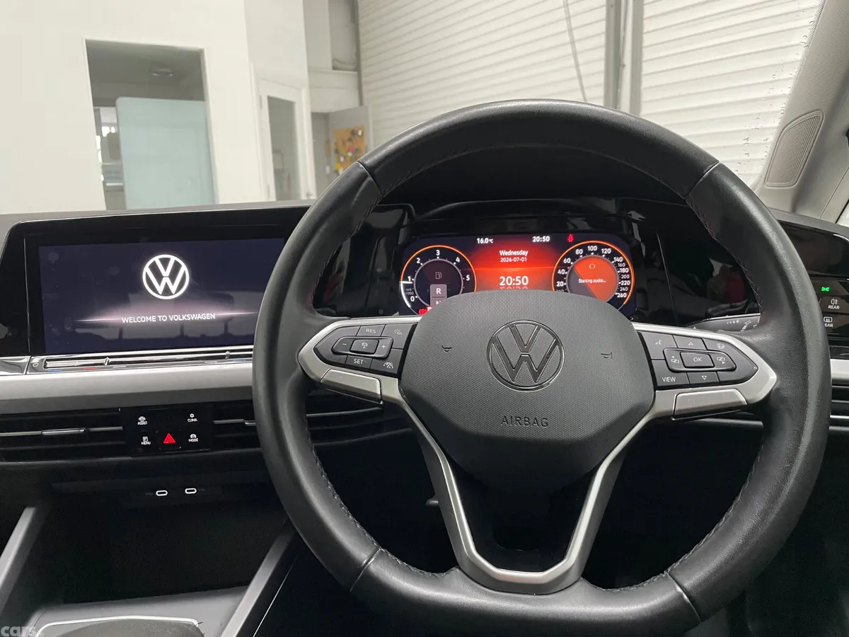 Volkswagen Golf Hatchback, Diesel, 2023, White