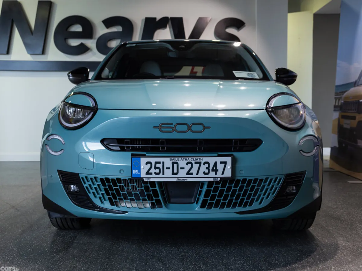 Fiat 600 Hatchback, Petrol, 2025, Blue
