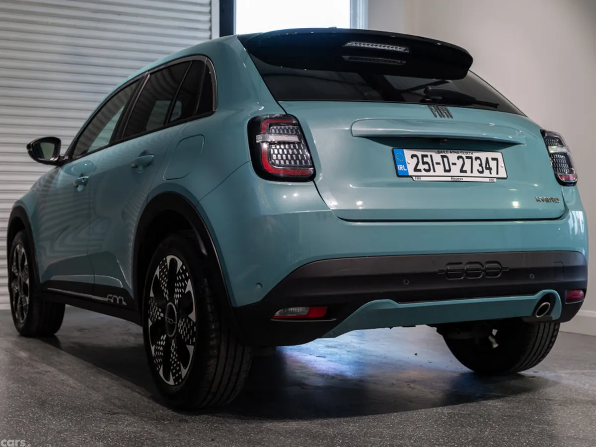 Fiat 600 Hatchback, Petrol, 2025, Blue