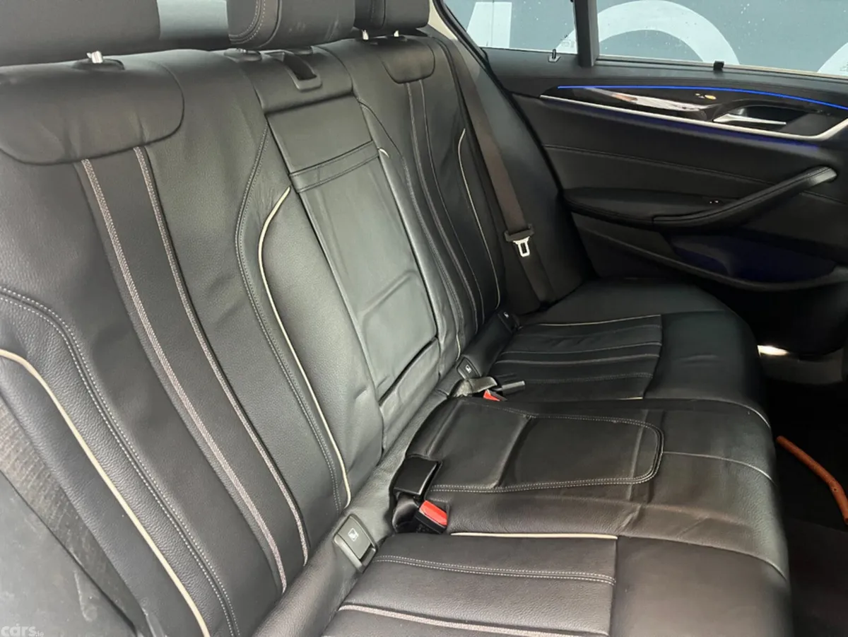 BMW 5-Series Saloon, Petrol Plug-in Hybrid, 2017, White