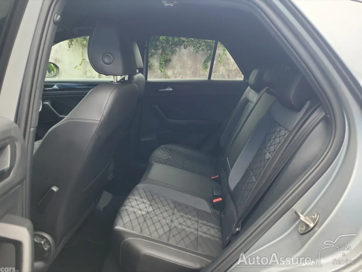 Volkswagen T-Roc SUV, Petrol, 2024, Grey