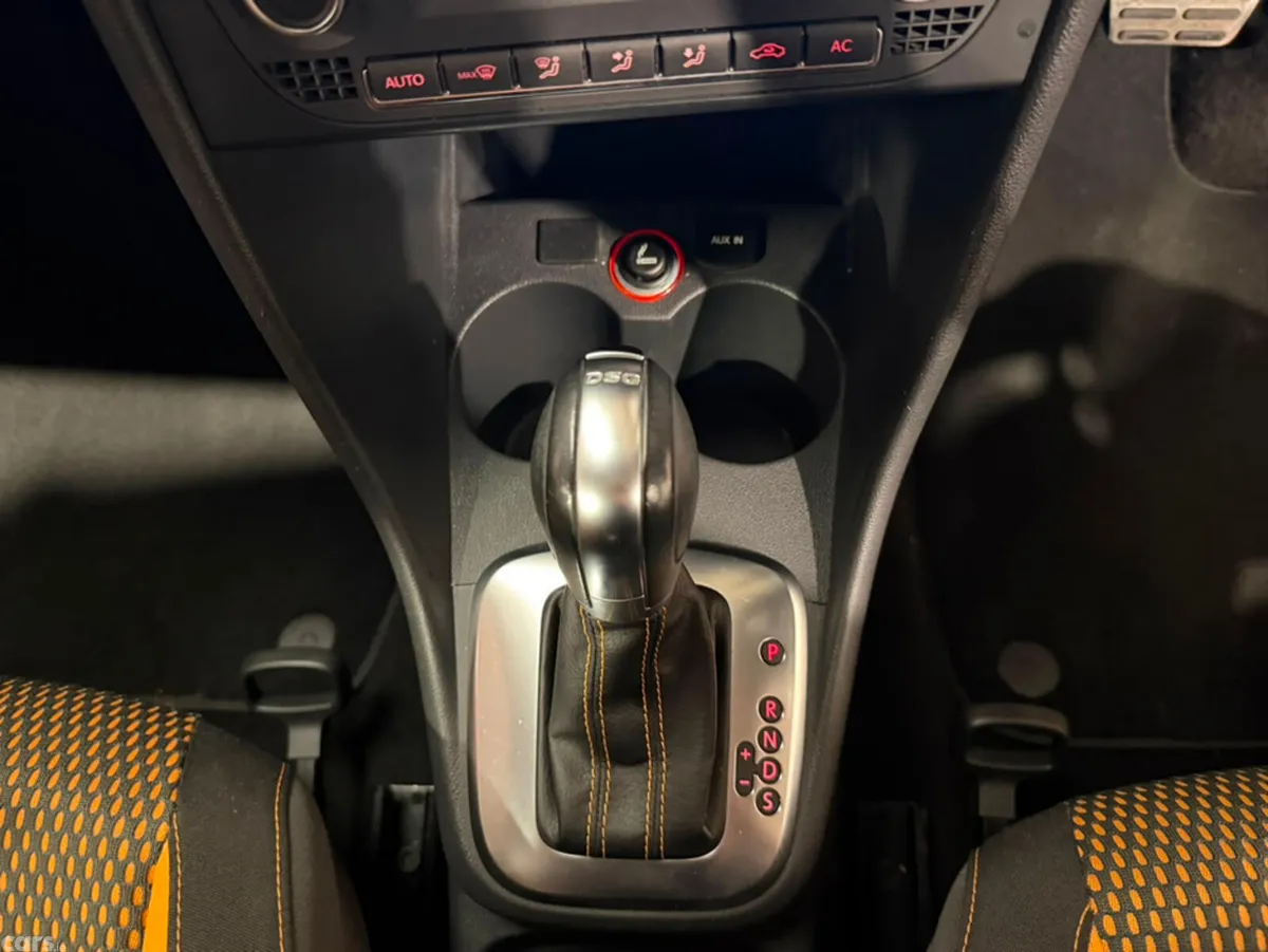 Volkswagen Polo Hatchback, Petrol, 2013, Orange