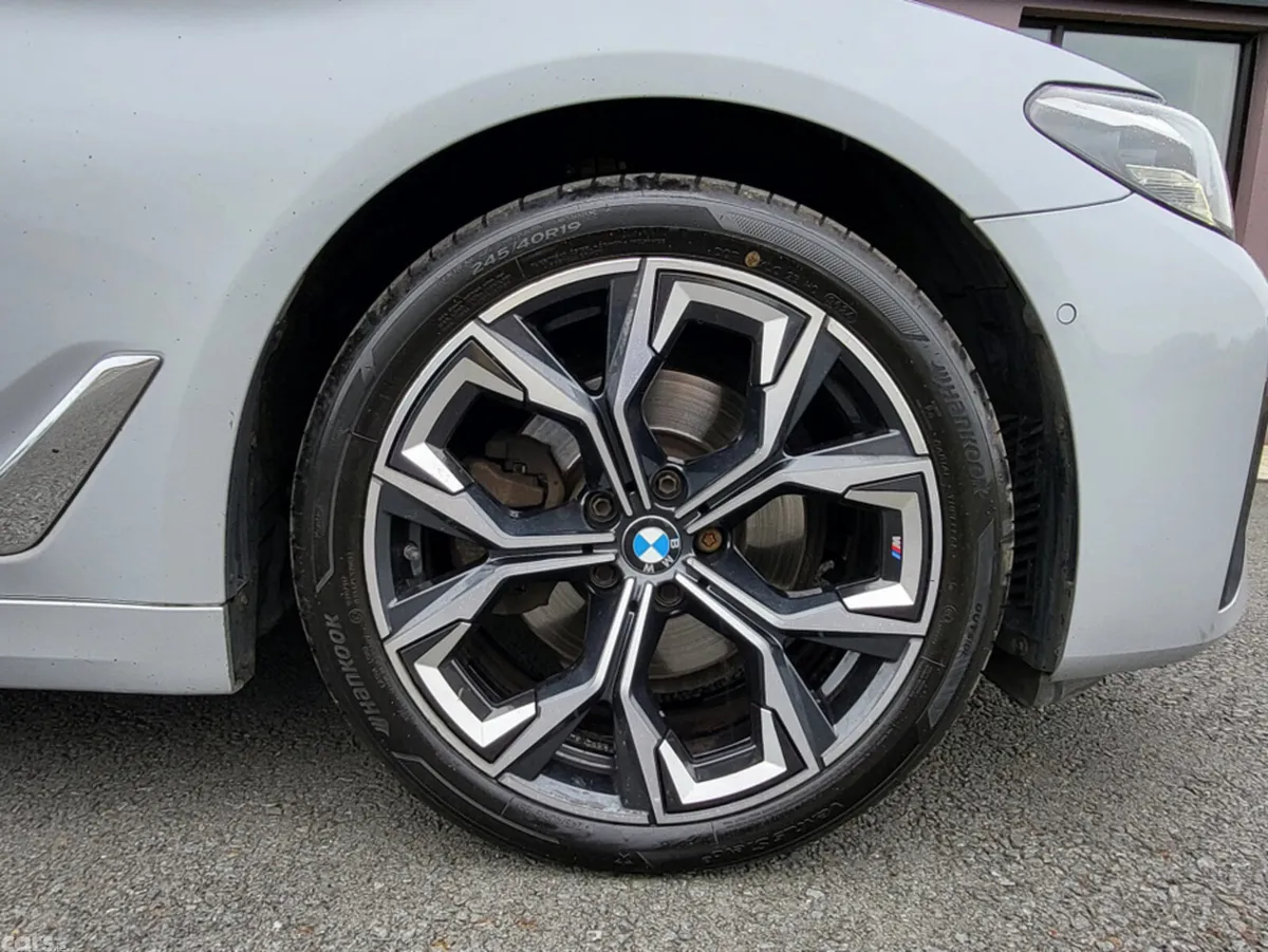 BMW 5-Series Estate, Diesel Hybrid, 2020, Silver