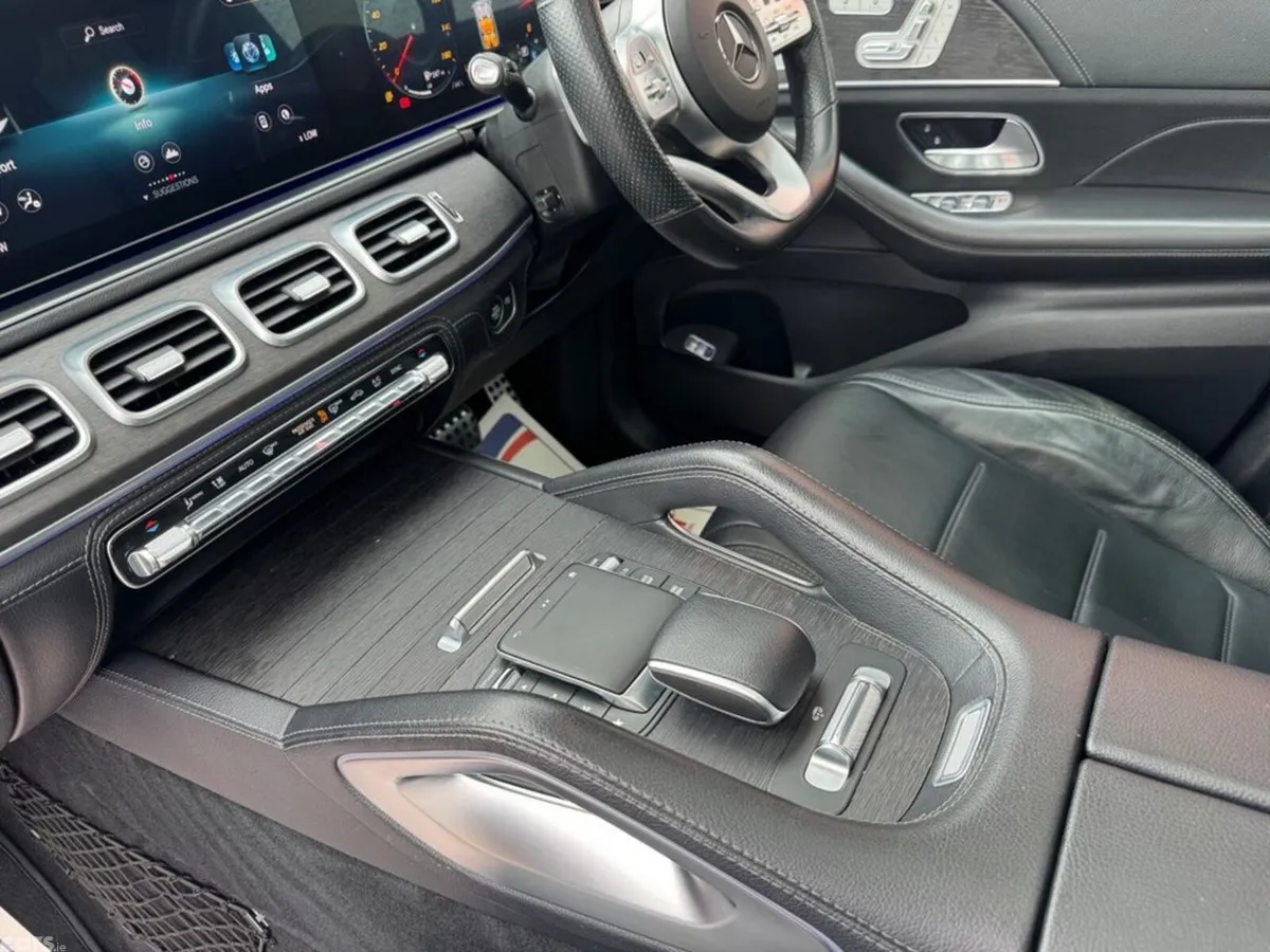 Mercedes-Benz GLE SUV, Diesel, 2020, Red