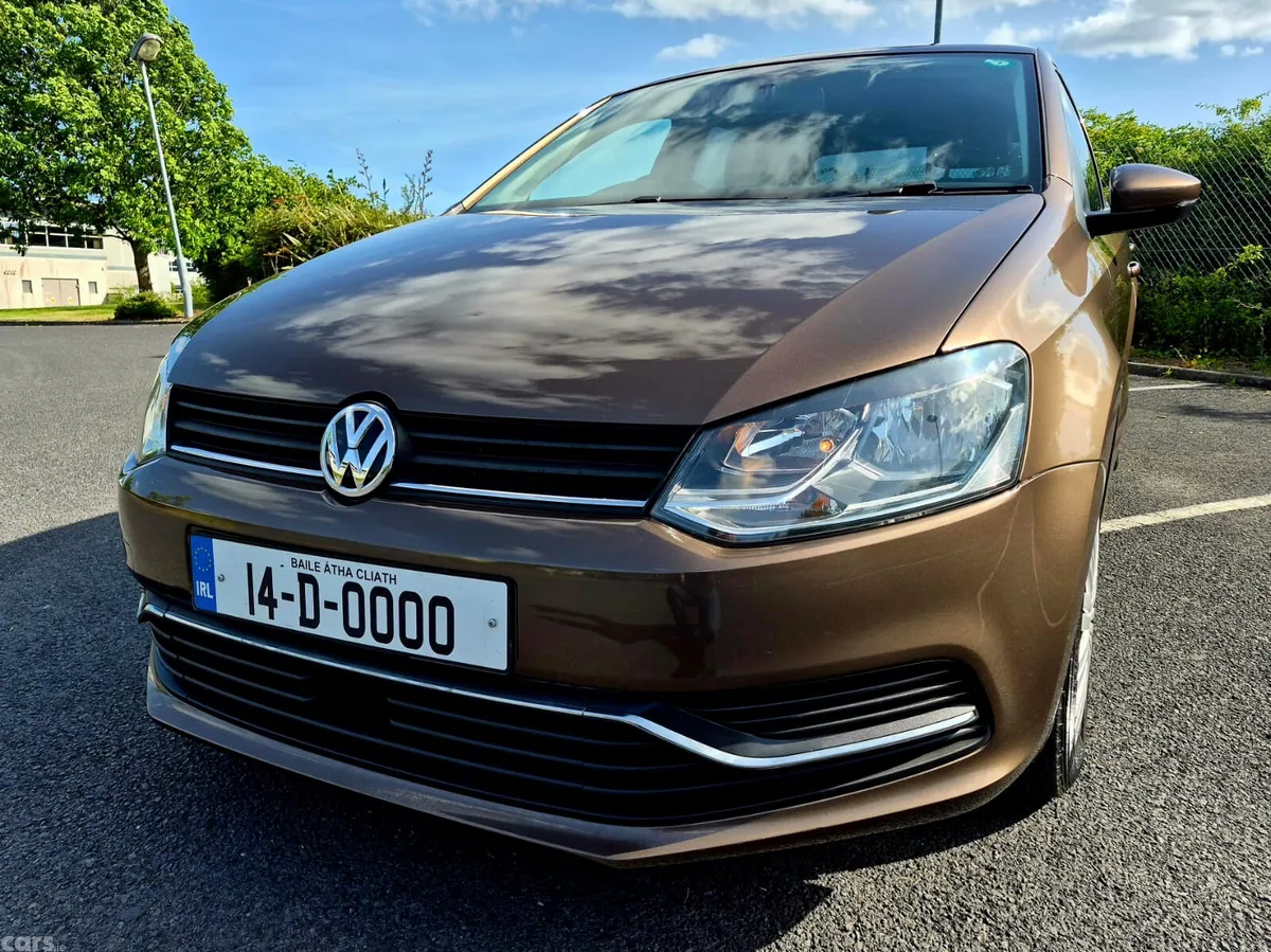 Volkswagen Polo Hatchback, Petrol, 2014, Brown