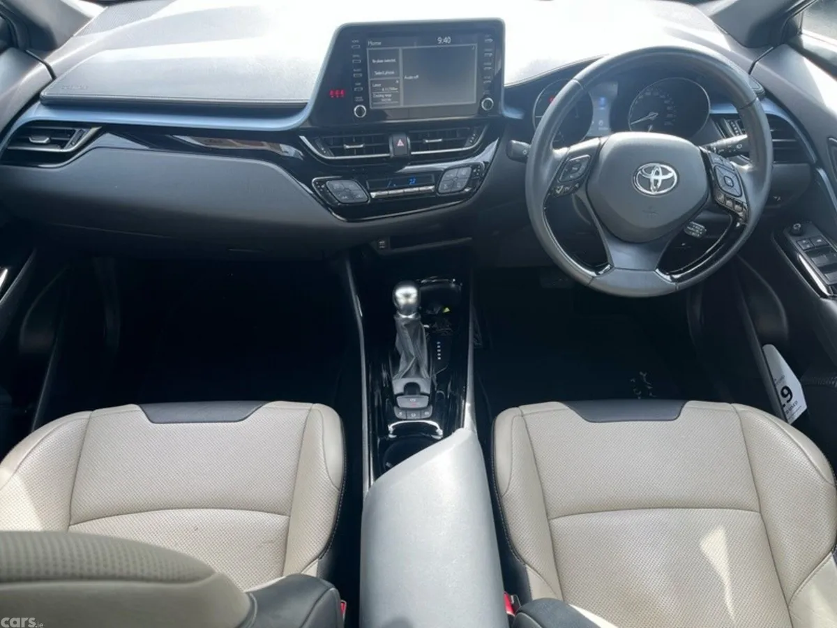 Toyota C-HR SUV, Petrol Hybrid, 2022, Grey