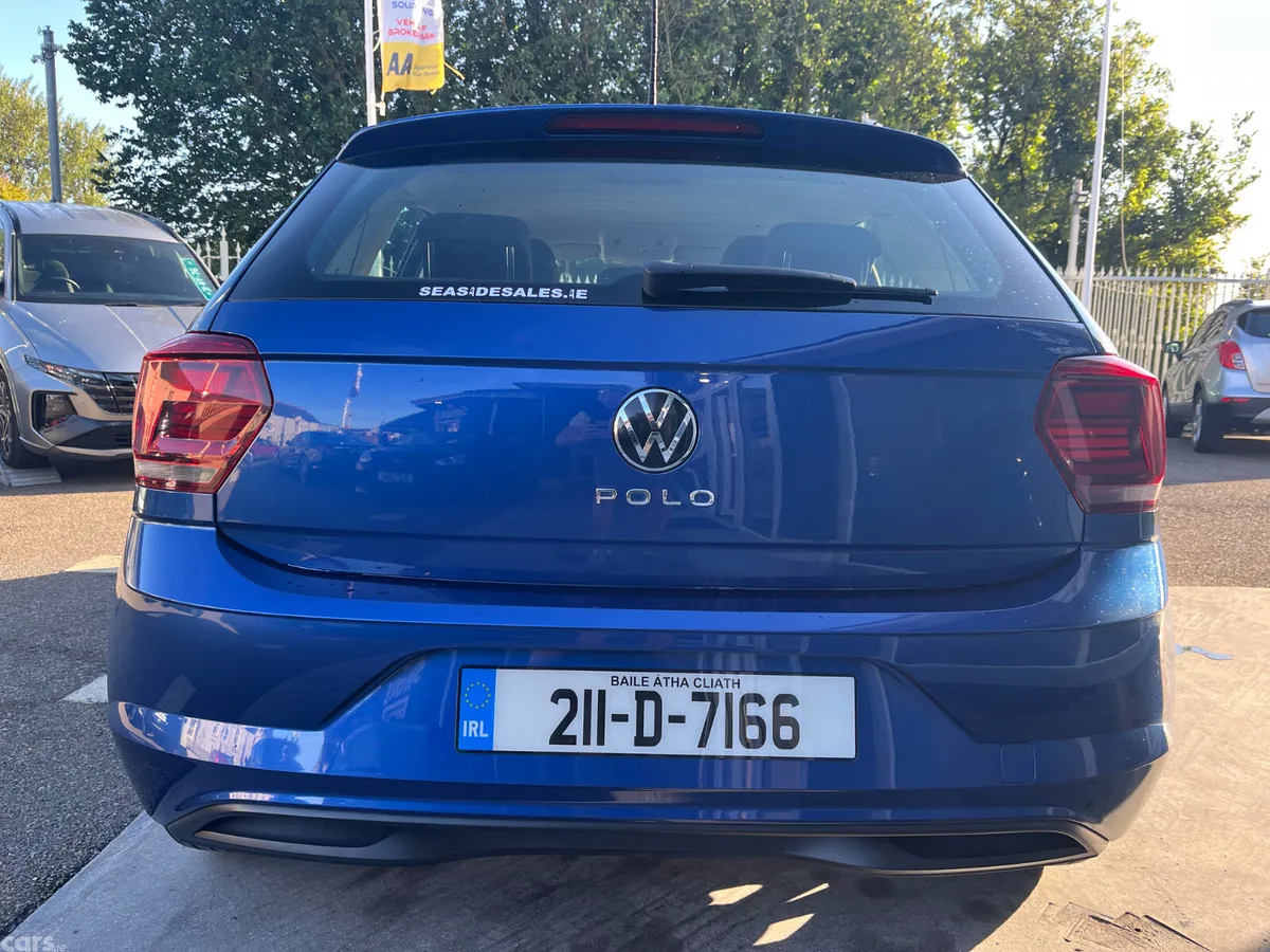 Volkswagen Polo Hatchback, Petrol, 2021, Blue