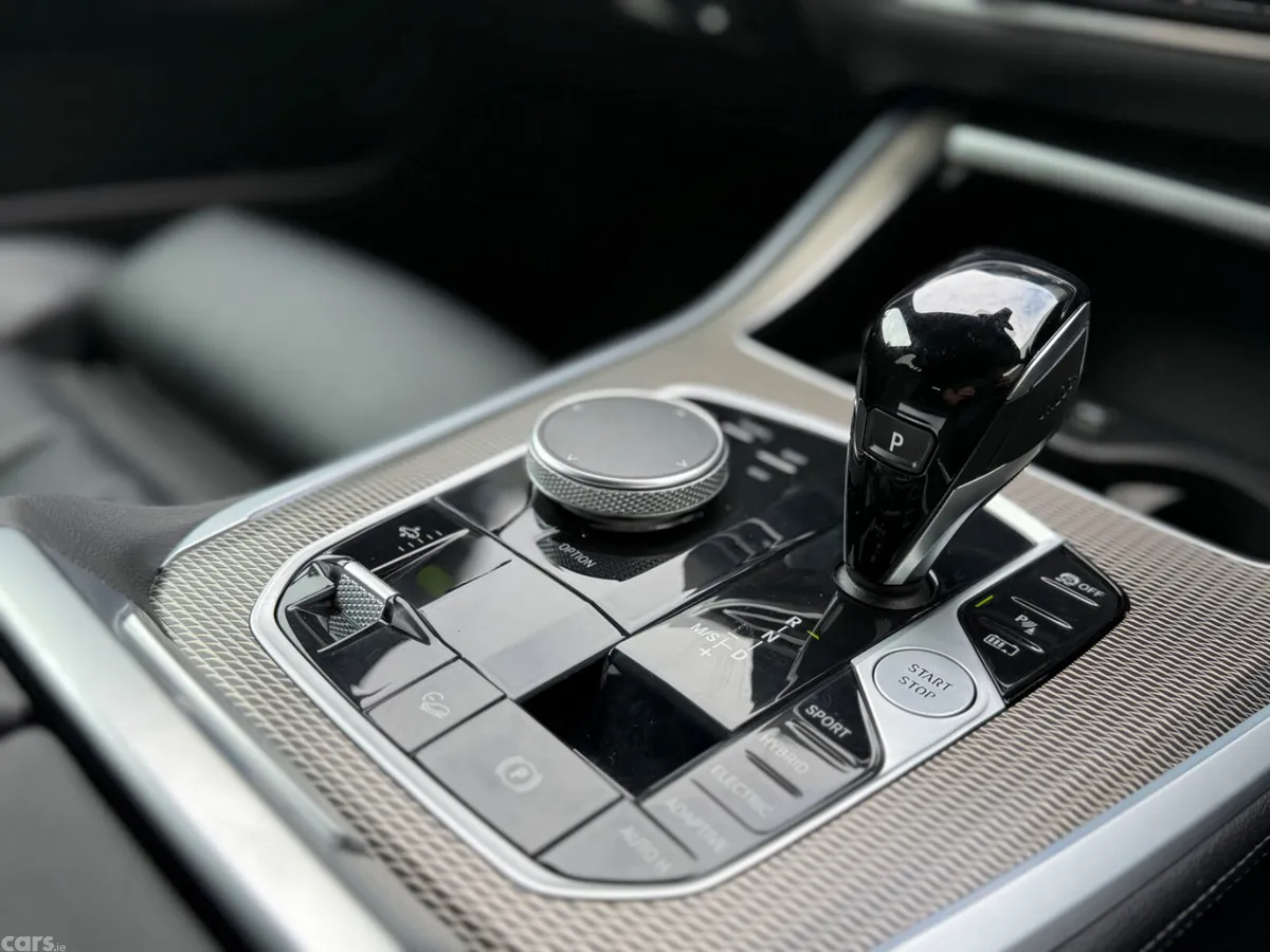 BMW X5 SUV, Petrol Hybrid, 2022, Black