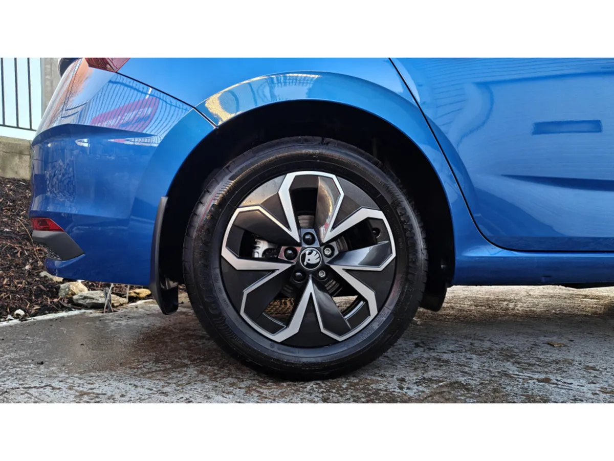 Skoda Scala Hatchback, Petrol, 2026, Blue