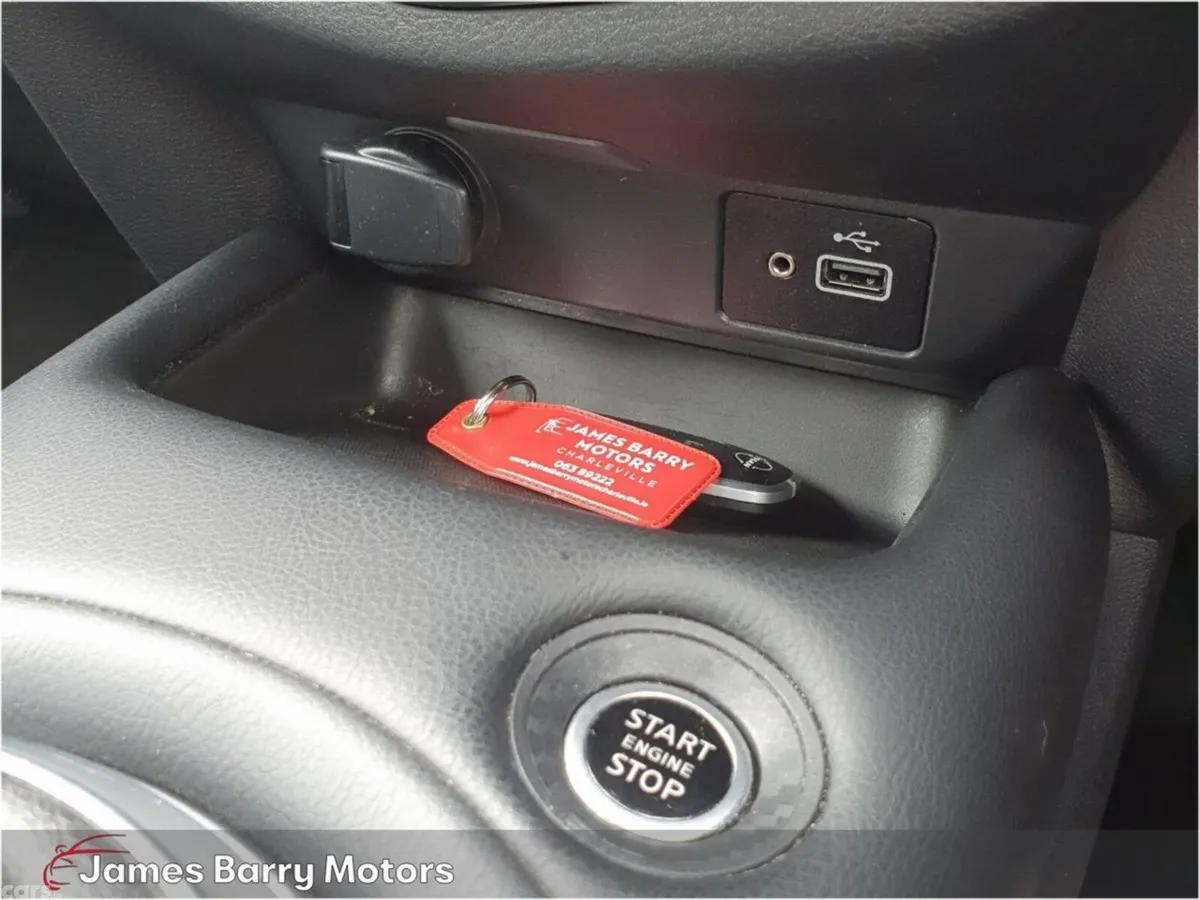 Nissan Juke SUV, Petrol, 2023, Red